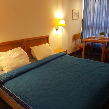Carmel Mountain Motel Haifa Exteriör bild
